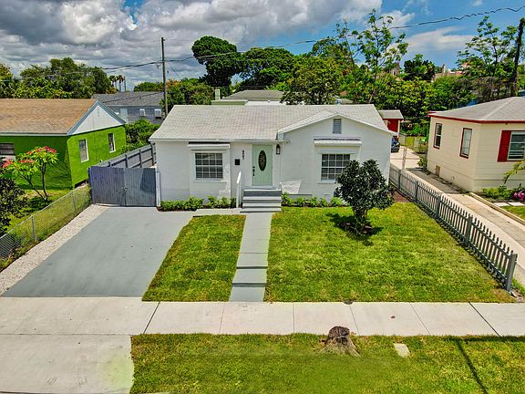 2nd image of 927 34th Street