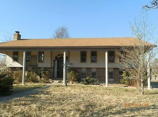 2164 W Kemper Rd, Cincinnati, OH 45240