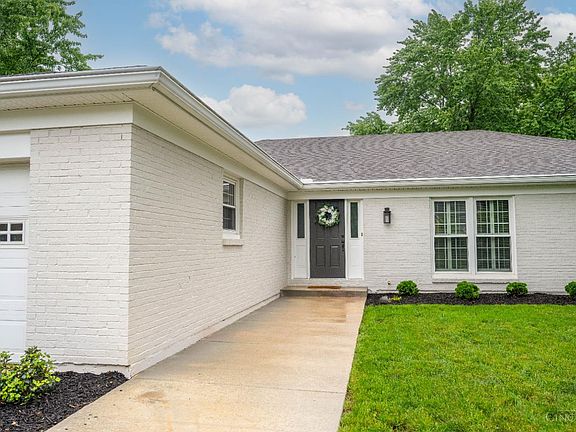 3rd image of 10357 Peachtree Ln