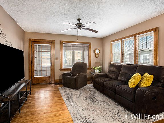 4th image of 1741 Godwin Ave SE