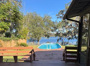 186 Little Orange Lake Dr, Hawthorne, FL 32640