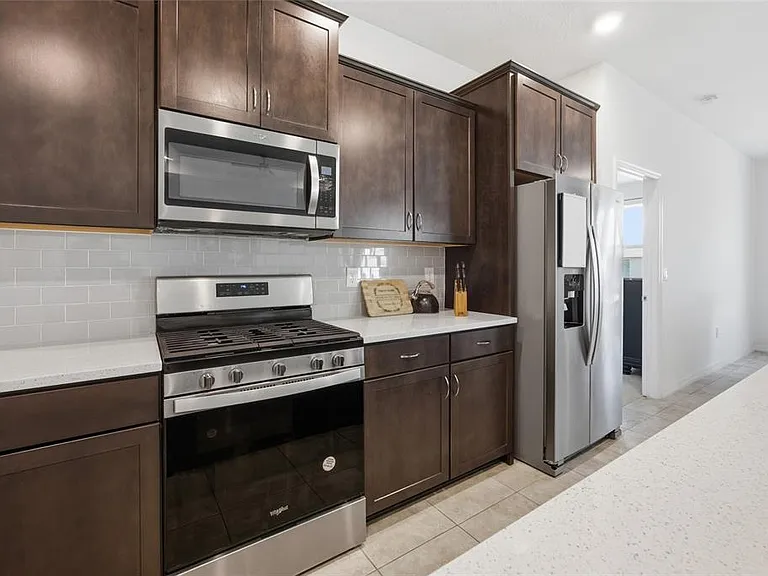 6176 SW 73rd Ter — Photo 17