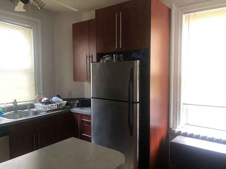 711 Walnut St — Photo 14