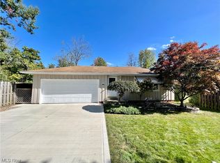 32 Tudor Ave, Bedford, OH