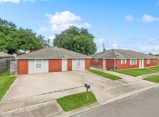 7701 Berg Rd, New Orleans, LA 70128