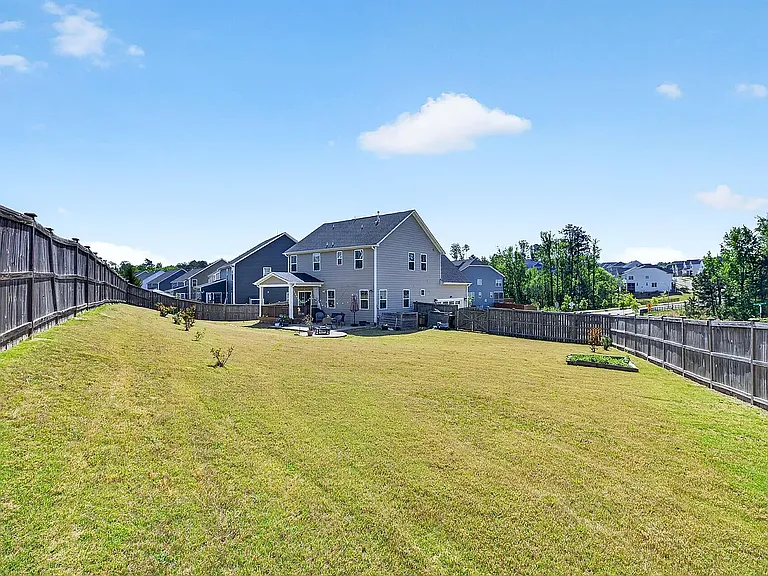 201 Devon Fields Dr — Photo 26