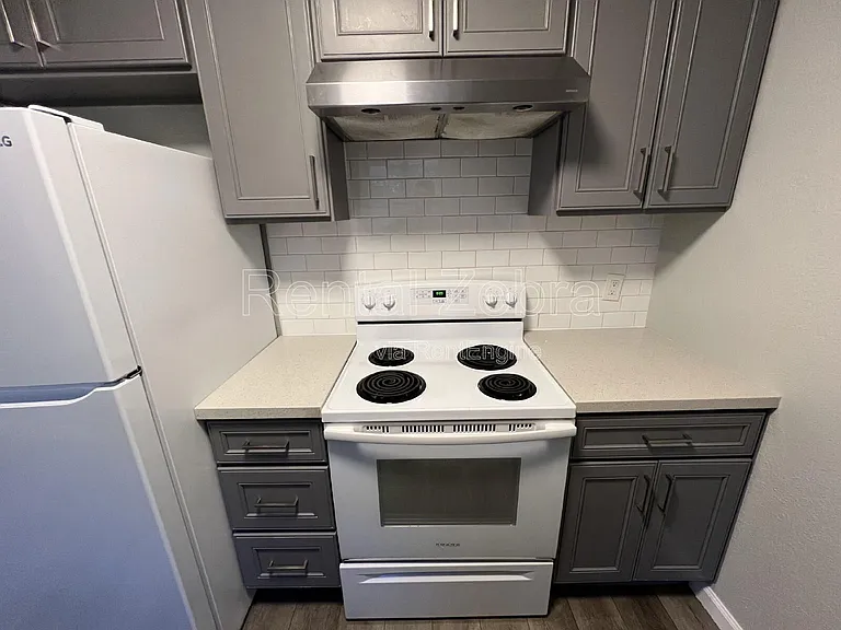 141 W Agua Caliente Rd #D — Photo 5