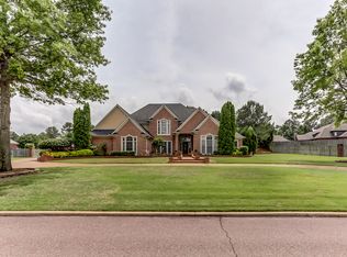 2471 Halle Pkwy, Collierville, TN 38017