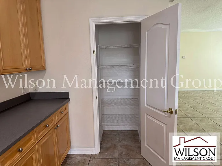 6873 Northwich Dr — Photo 31