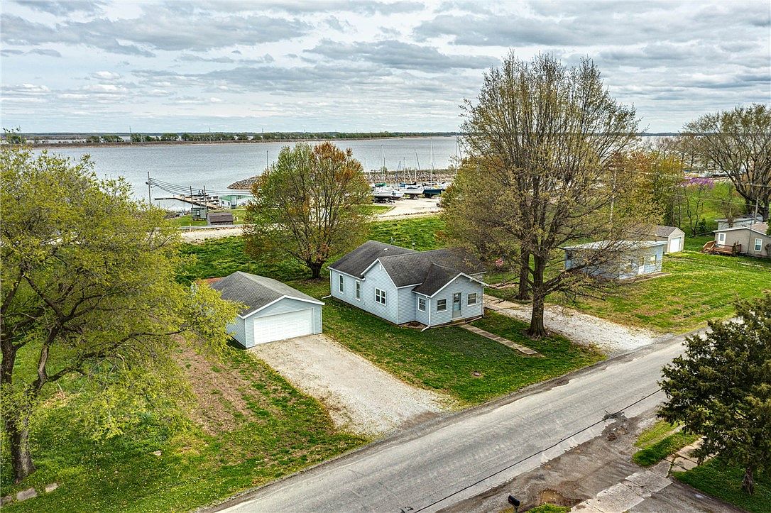 406 Republican St, Keyesport, IL 62253 Zillow