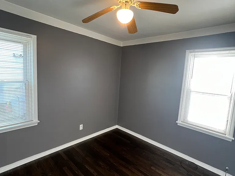 13108 Sherman Ave — Photo 12