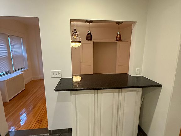 5th image of 5 Concord Ave #3094413cf