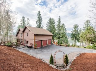 17870 S Lake Vista Dr, Oregon City, OR 97045