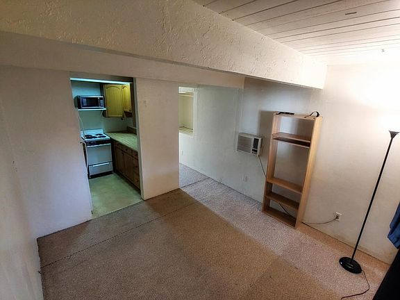 3rd image of 10270 Broadview Dr