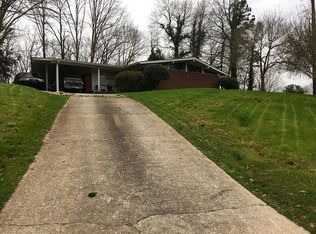 639 Honeysuckle Rd, Gainesville, GA 30501