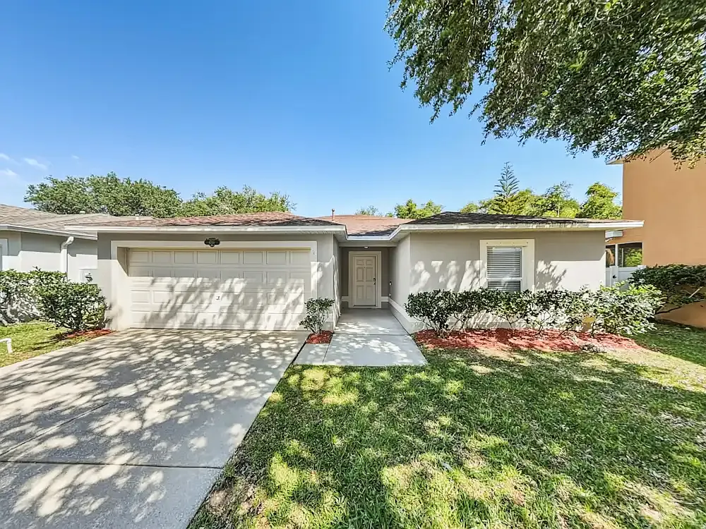 Building Photo - 4713 Four Lakes Dr