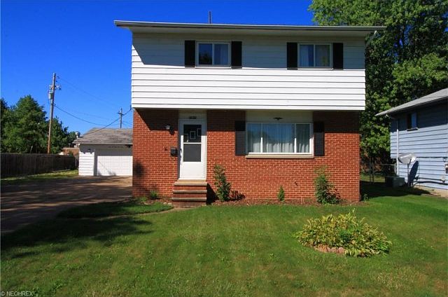 1st image of 32813 Edwards Ave