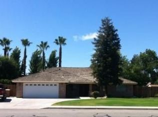 1307 McKee Rd, Bakersfield, CA 93307