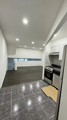 175 Zoe St #5B Photo 1