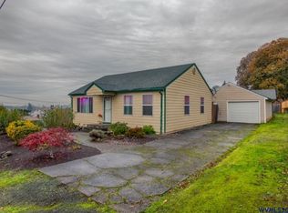 33719 Viewcrest Dr NE, Albany, OR 97322