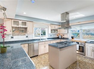 928 Admiral St, Providence, RI 02904