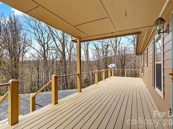 4th image of 600 Sassafras Dr