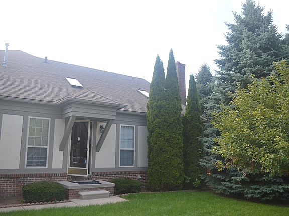 2nd image of 41410 Bobcat Ct #115