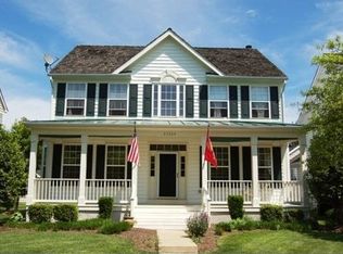 25224 Planting Field Dr, Chantilly, VA 20152