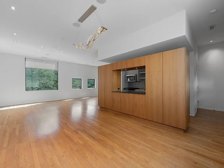 4001 Bowser Ave #B — Photo 4