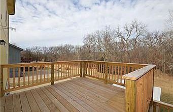 5th image of 1874 Gates Dr W