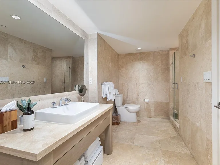 102 24th St #1013 — Photo 34