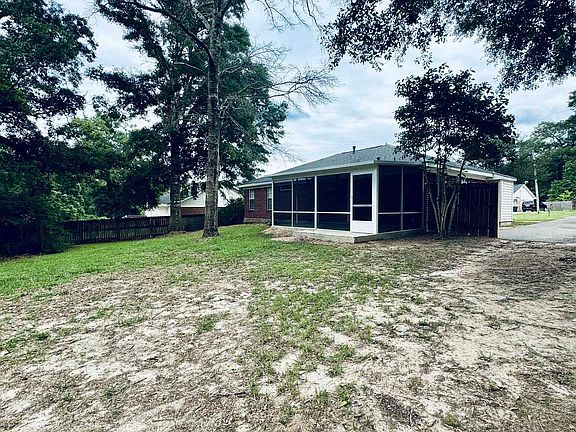 4th image of 13090 Oak Forge Dr
