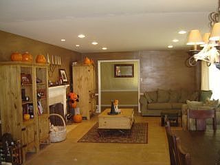 living room/dining