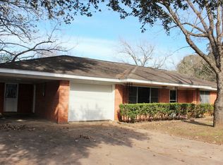 509 E Mansfield St, Brenham, TX 77833
