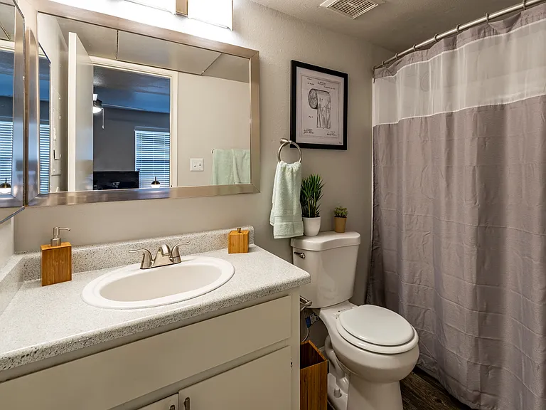 Arches Apartment Homes — Photo 10