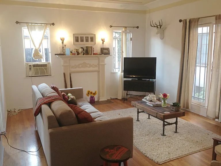 419 S Cloverdale Ave — Photo 5
