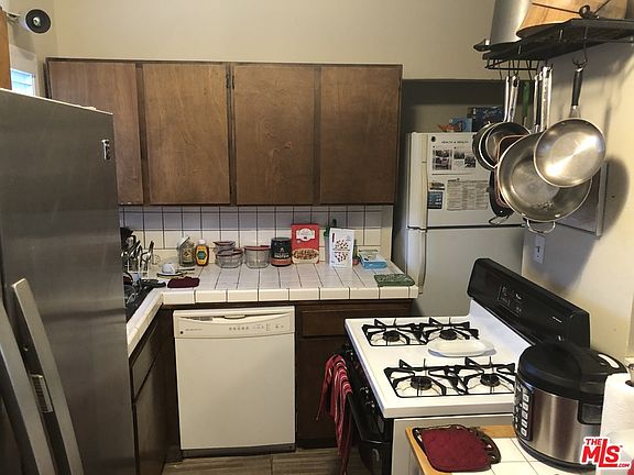 3rd image of 5025 Pickford Way