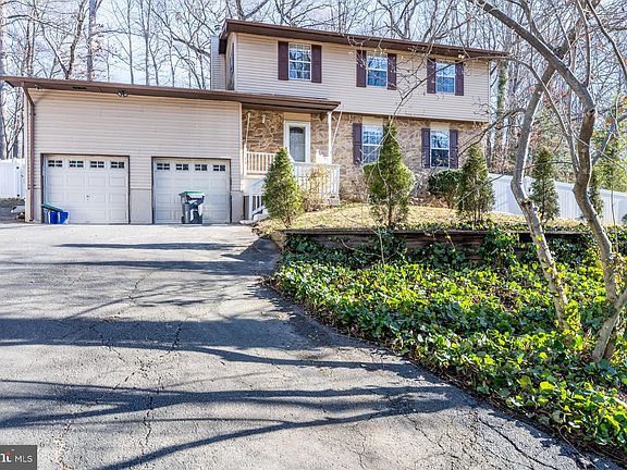 4th image of 59 Greenridge Dr