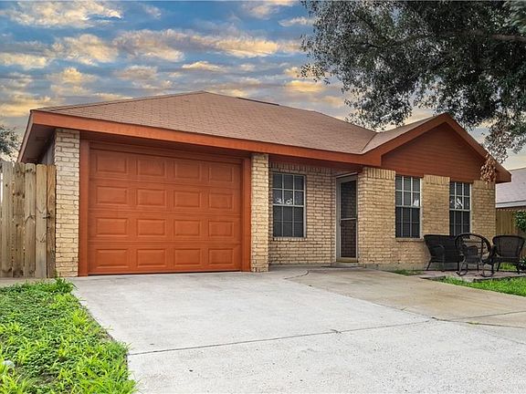 2nd image of 3909 Zinnia Ave