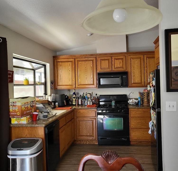 2nd image of 4180 Tuscola Pl