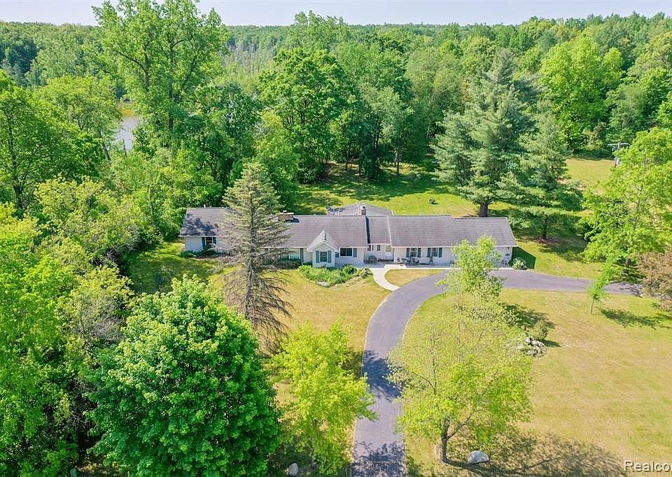 273 Columbiaville Rd, Columbiaville, MI 48421 Zillow