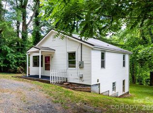 129 Shelburne Rd, Asheville, NC 28806