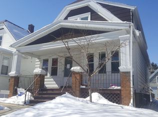 2905 S 15th Pl, Milwaukee, WI 53215