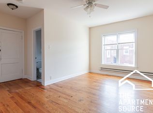 937 W Cornelia Ave #3, Chicago, IL 60657