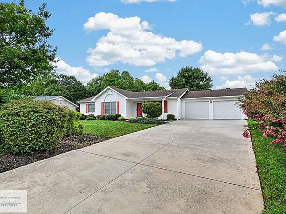 4th image of 180 Robinwood Pl