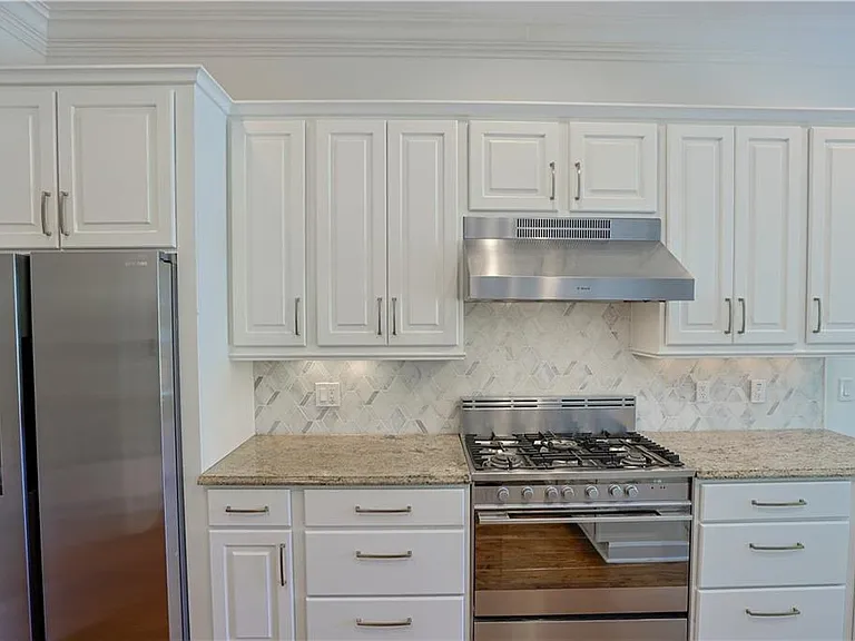 1296 Lenox Park Blvd — Photo 30
