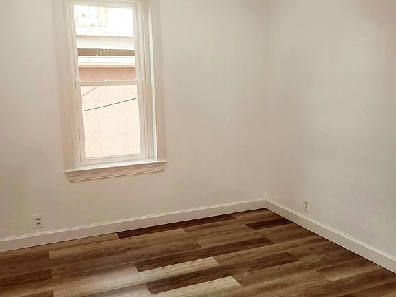 4th image of 2708 W Girard Ave Floor 2