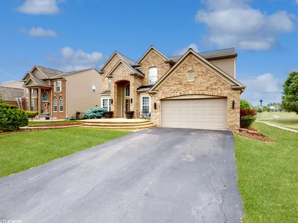 324 Dogwood St, Bolingbrook, IL 60490