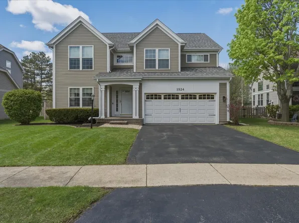 1524 Woodbury Cir, Gurnee, IL 60031