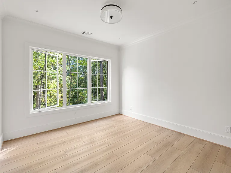 3290 Dunlop Ct NE — Photo 48